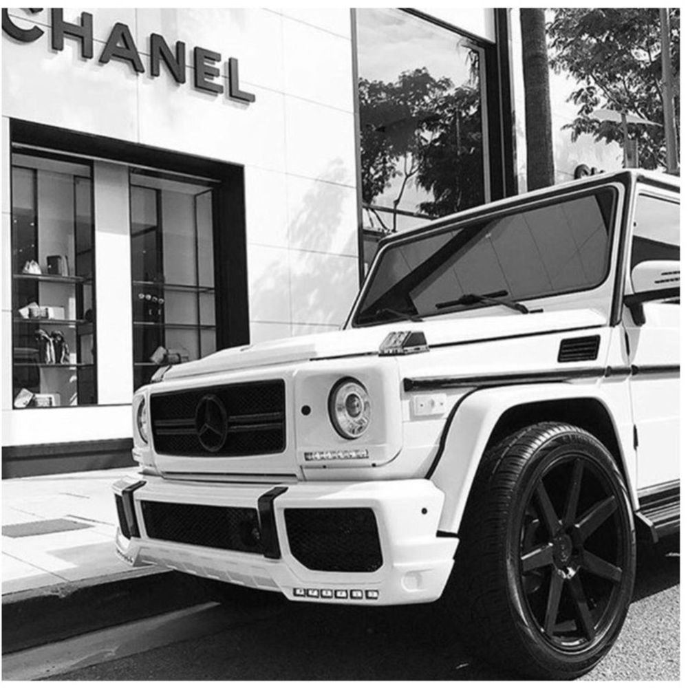 Meet your Posher, Monica